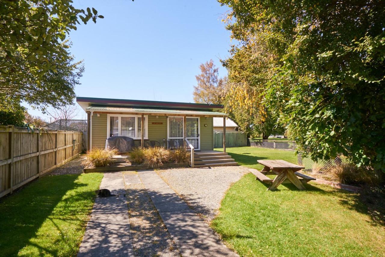 Accommodation Fiordland The Bach - One Bedroom Cottage At 226B Milford Road Te Anau Kültér fotó