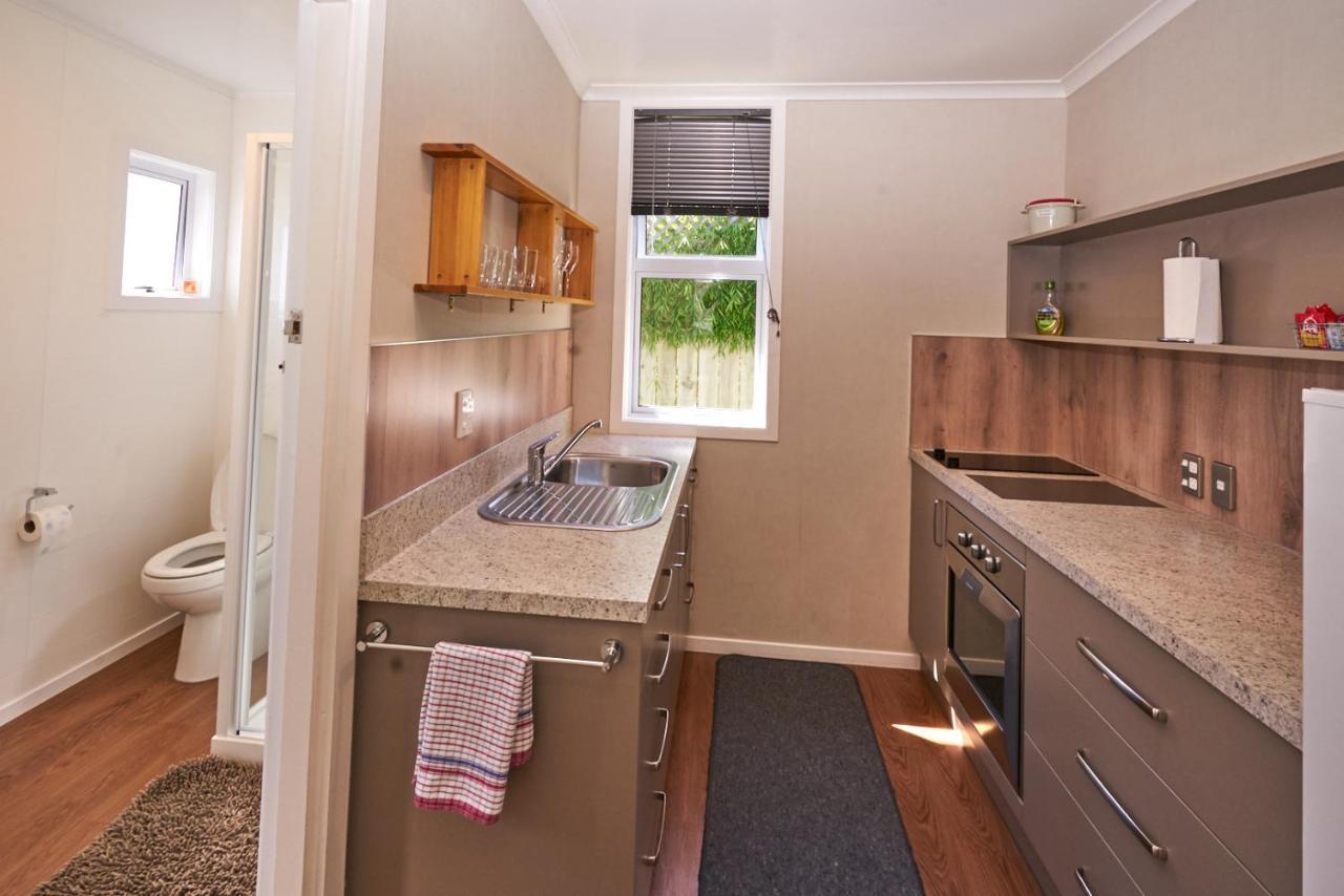Accommodation Fiordland The Bach - One Bedroom Cottage At 226B Milford Road Te Anau Kültér fotó