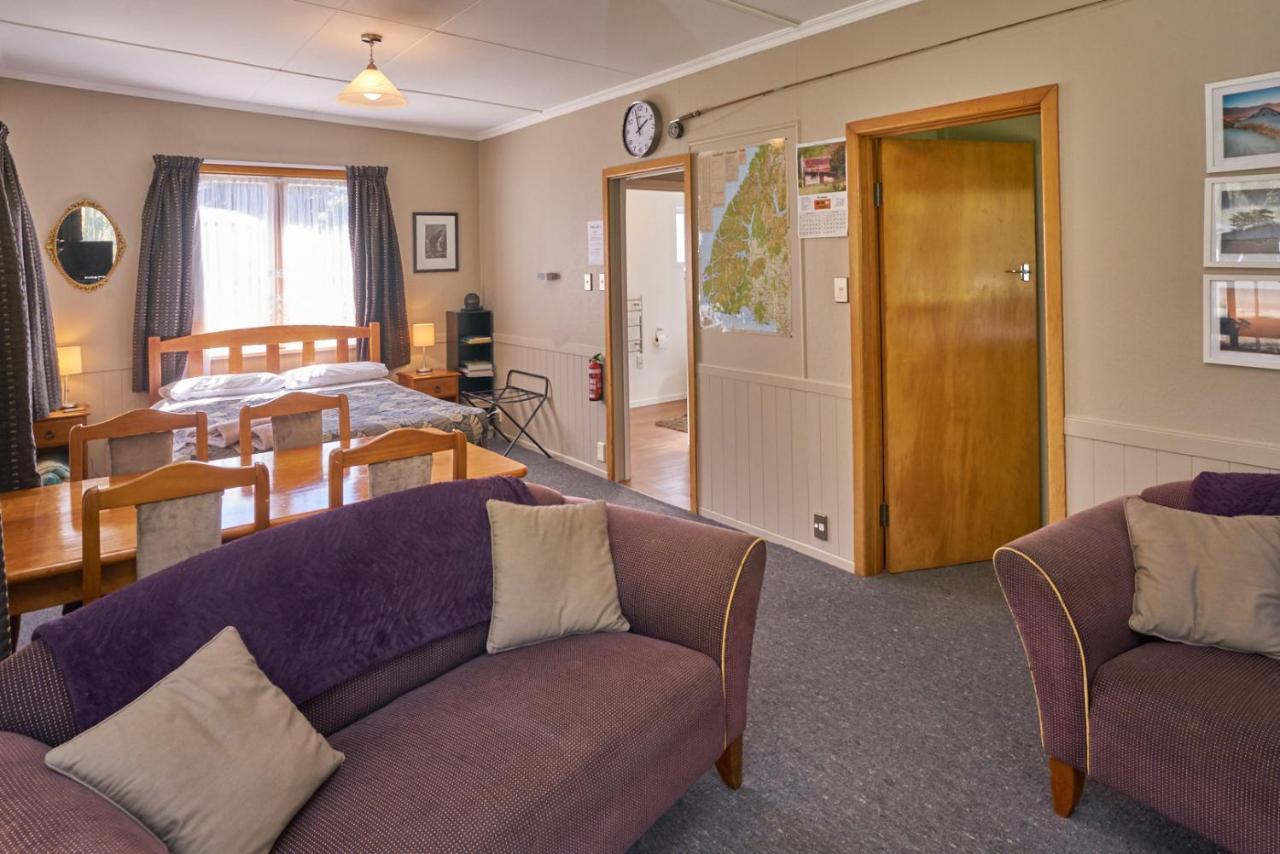 Accommodation Fiordland The Bach - One Bedroom Cottage At 226B Milford Road Te Anau Kültér fotó